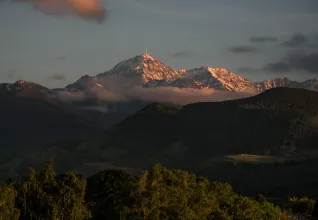 Pic du Midi vu du bas (Crédit : OT x TPM)