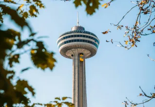 La tour Skylon