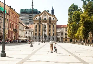 Église des Ursulines de la Sainte Trinité à Ljubljana