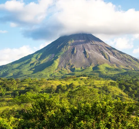 Volcan Arenal au nord-ouest du Costa Rica